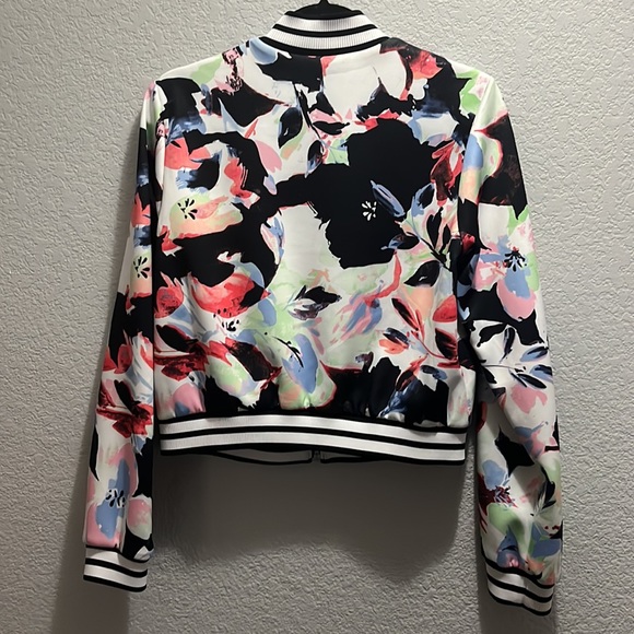 Bar III recycled floral track jacket - Picture 2 of 2